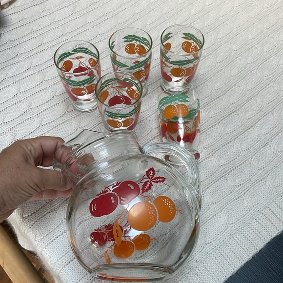 Anchor Hocking Other - VTG 1950s Anchor Hocking 40oz Juice pitcher & five 4oz glasses orange tomato